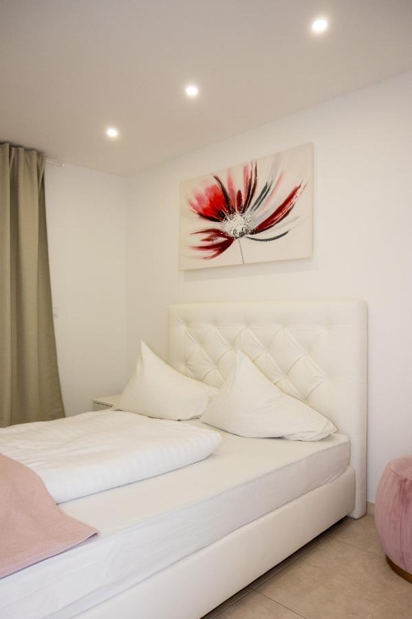 Paradise On The Beach Apartments ビビニェ エクステリア 写真
